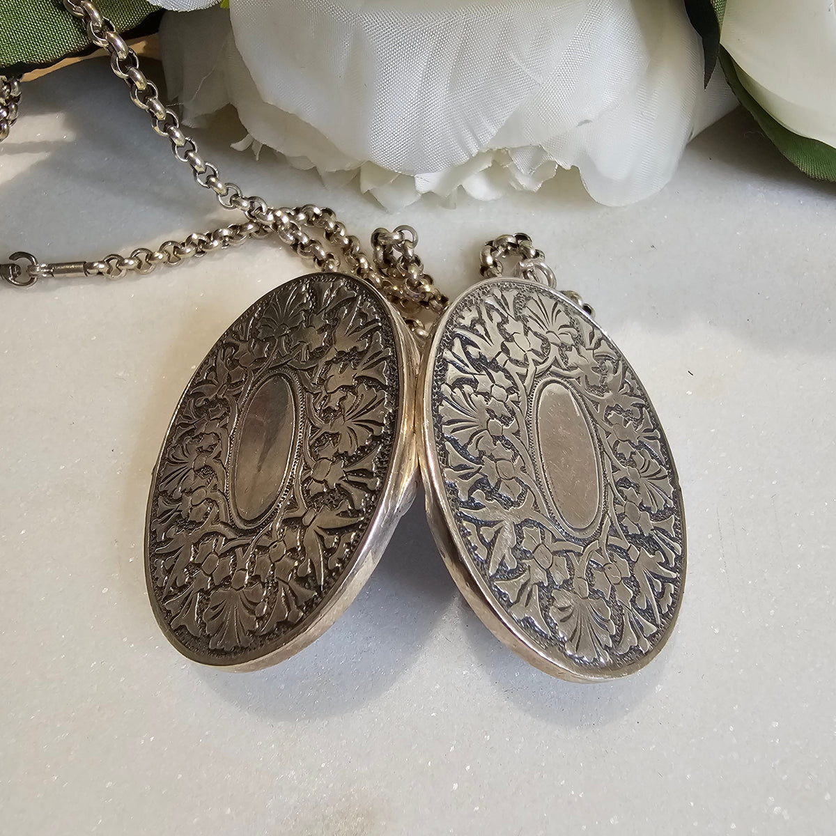 Beautifully Engraved Sterling Silver Photo Locket