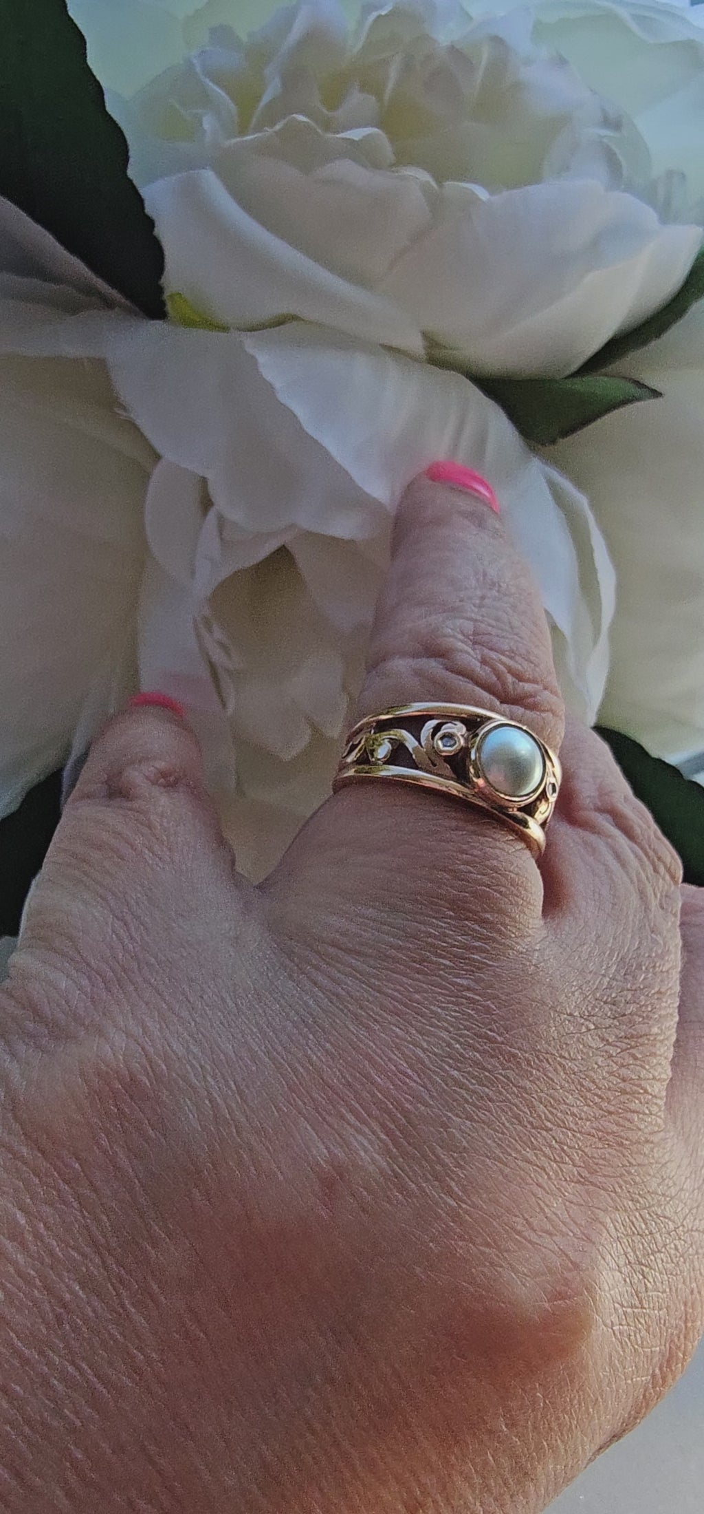 9ct Rose Gold Pearl and Diamond Accent Ring
