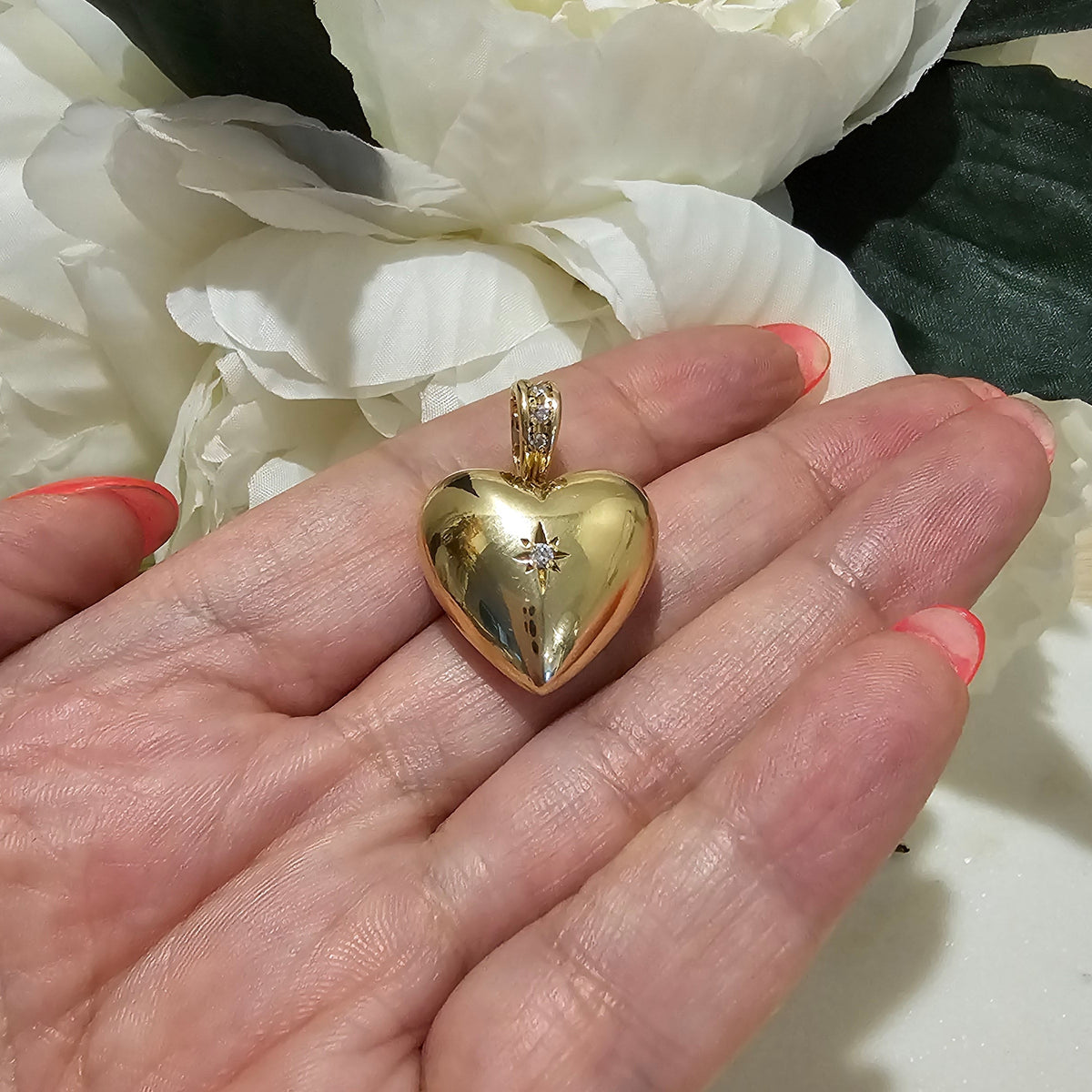 9ct Yellow Gold Heart Shaped Diamond Enhancer Pendant