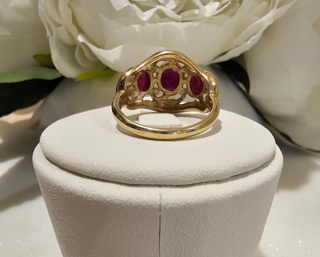 Ruby Ring 3 Stone set in 9ct Yellow Gold